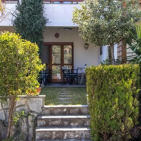 Casa Costa 3 Mins To The Beach Garden Bbq *