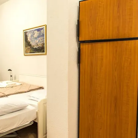Semesterbostad Casa Costa 3 Mins To The Beach Garden Bbq Kallithea (Chalkidiki)