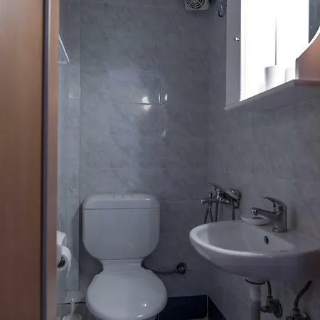 Semesterbostad Casa Costa 3 Mins To The Beach Garden Bbq Kallithea (Chalkidiki)
